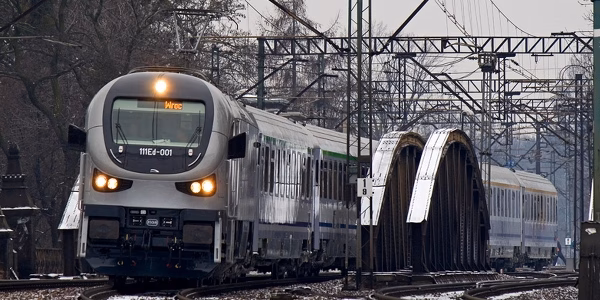 PKP IC testuje nową lokomotywę Pesy (ZDJĘCIA)