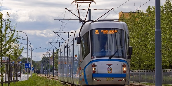 Tramwajem na Nowy Dwór i Psie Pole