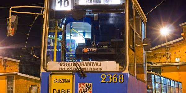 Pożegnanie zajezdni “Dąbie” (ZDJĘCIA)